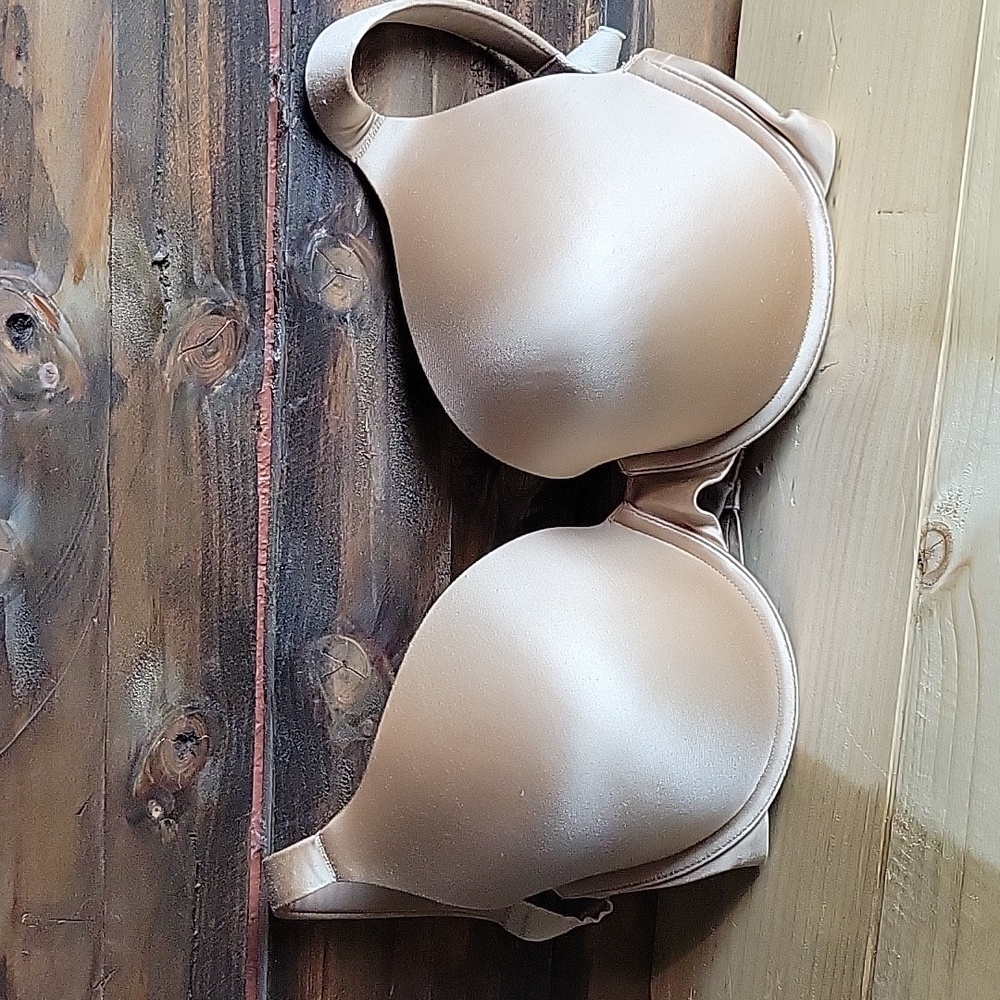 Full Coverage Neutral Bra